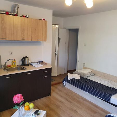 The Center Apartments Comfort Sandanski Habitación foto