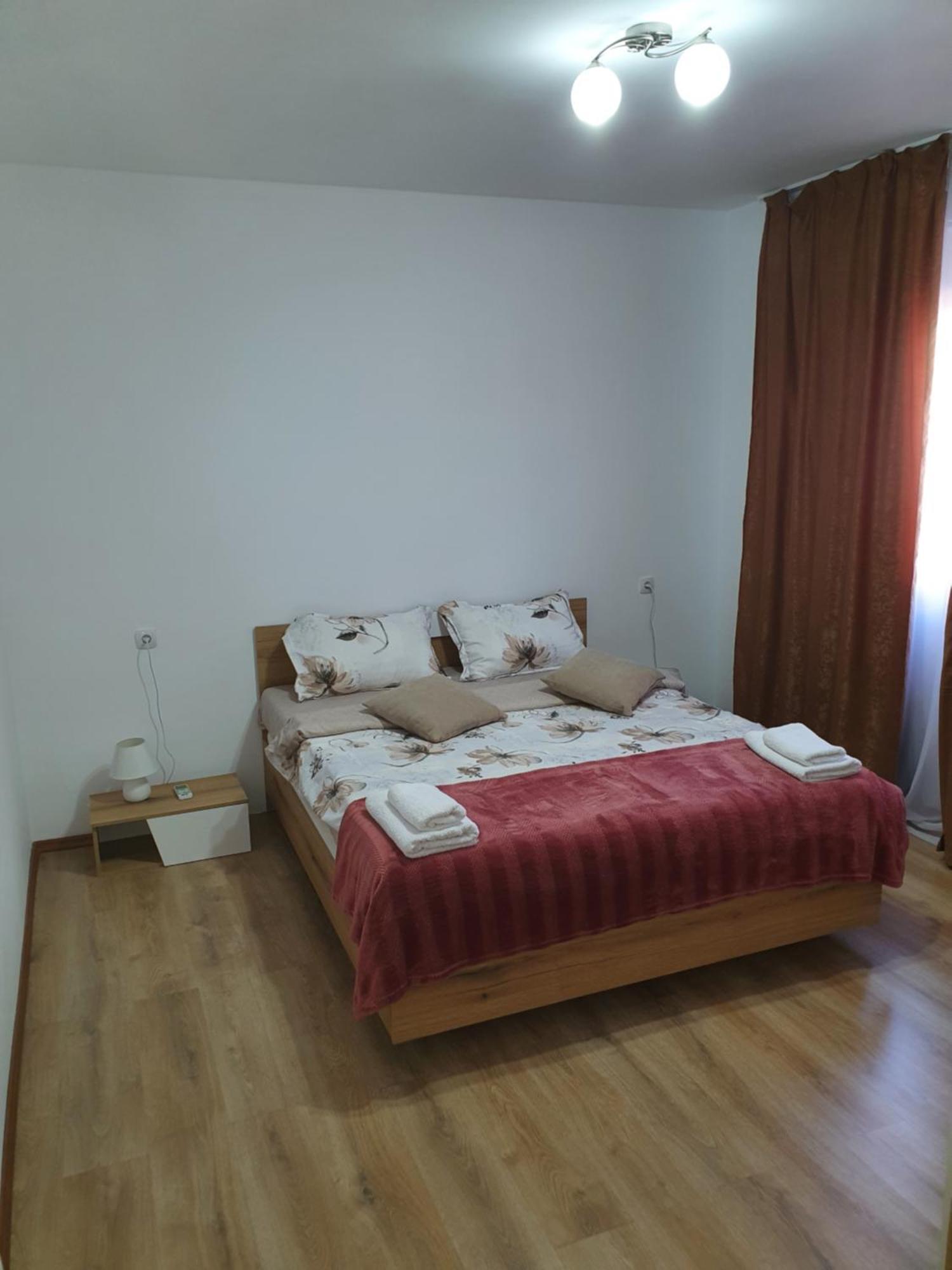 The Center Apartments Comfort Sandanski Habitación foto
